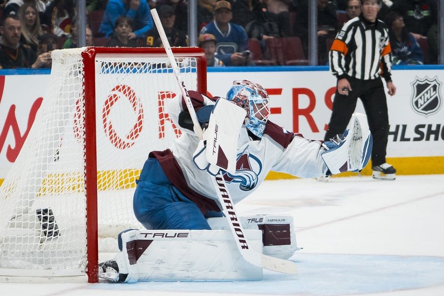 NHL: Colorado Avalanche at Vancouver Canucks