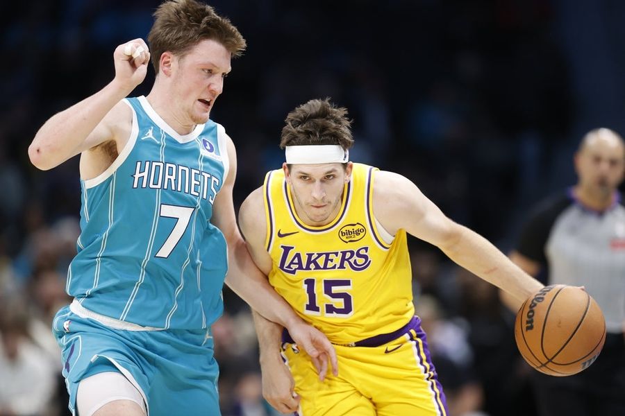 NBA: Los Angeles Lakers at Charlotte Hornets