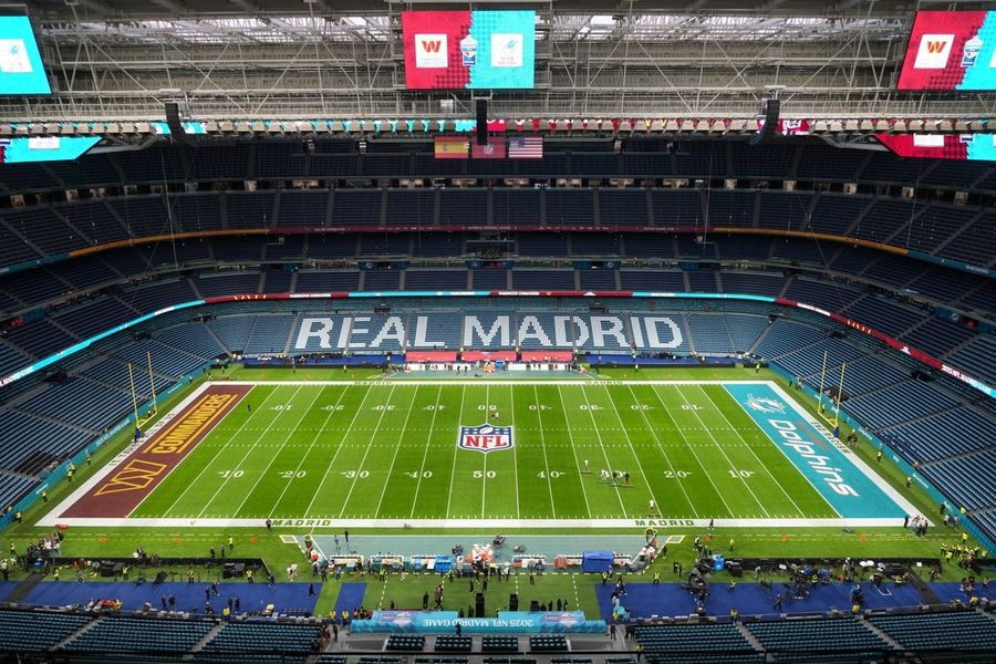 Dolphins go overtime to knock off Commanders in Spain