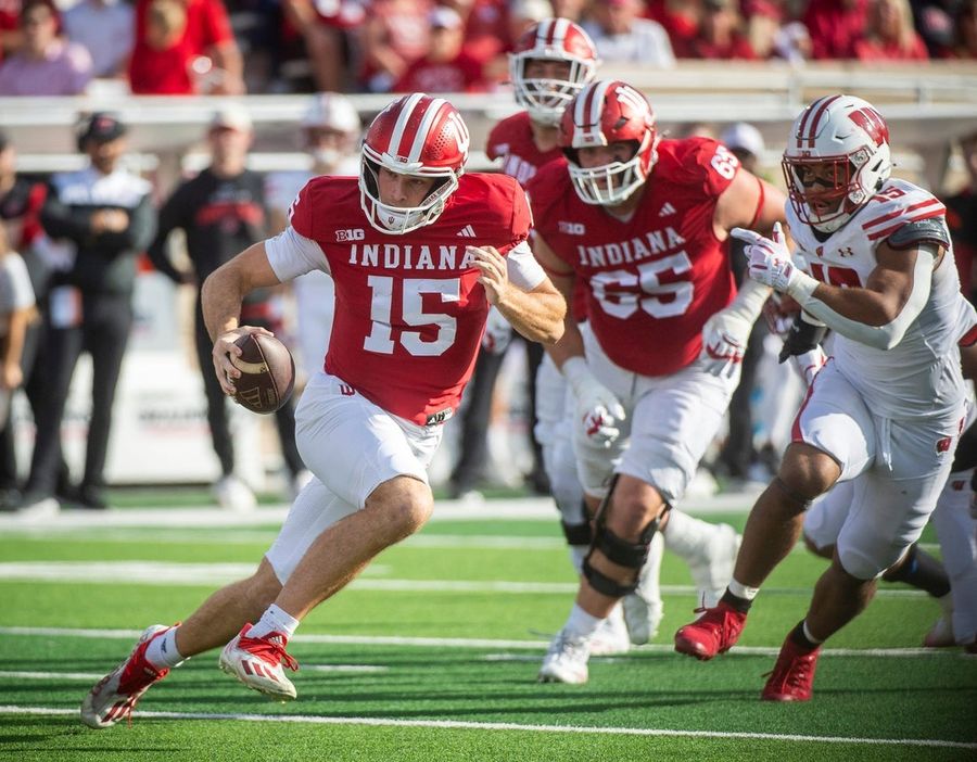 Indiana's Fernando Mendoza now odds-on Heisman favorite