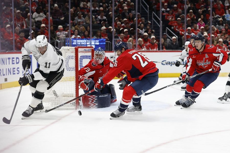 Alex Ovechkin anota el gol de la victoria y los Capitals superan a los Kings.