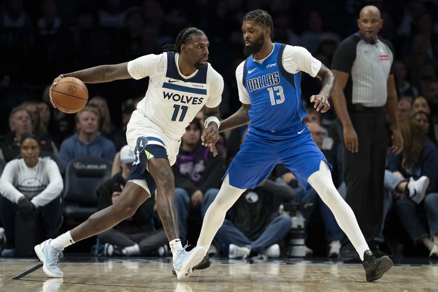 NBA: Dallas Mavericks at Minnesota Timberwolves