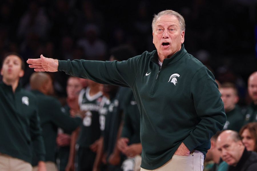 NCAA Basketball: Champions Classic-Michigan State at Kentucky