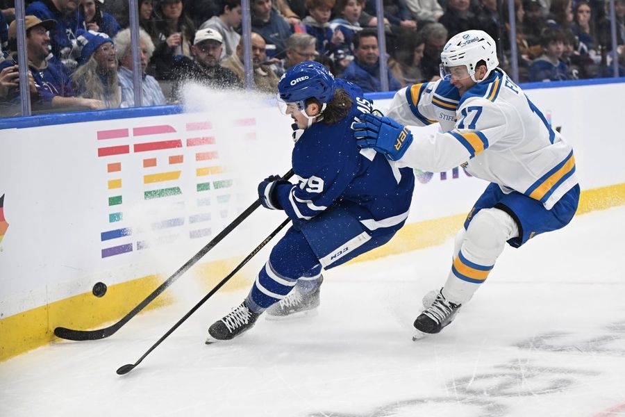 NHL: St. Louis Blues at Toronto Maple Leafs