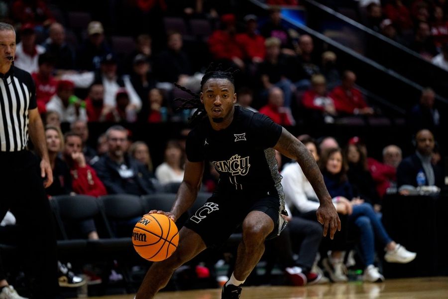 Coming off first loss, Cincinnati takes aim at NJIT