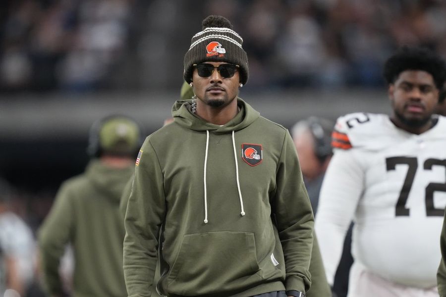 Reports: Browns restructure Deshaun Watson contract