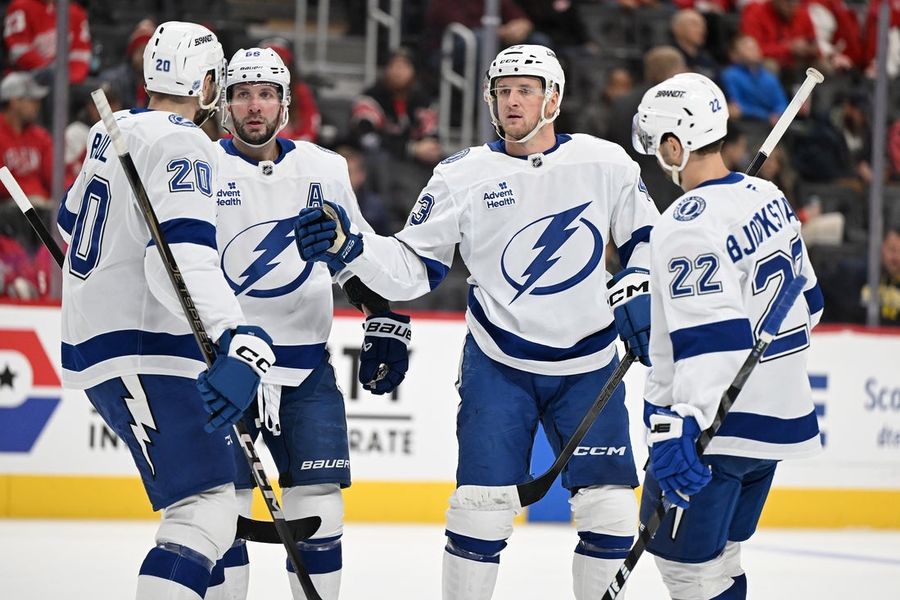 Red-hot Lightning intent on adding to Rangers' home woes  