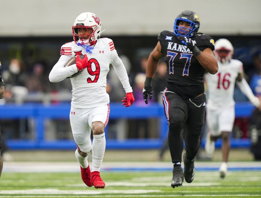 NCAA Football: Utah at Kansas
