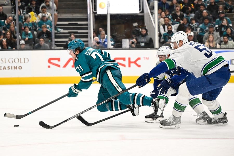 Adam Gaudette helps Sharks sink Canucks