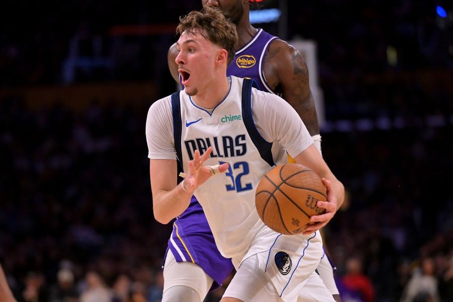 NBA: Dallas Mavericks at Los Angeles Lakers