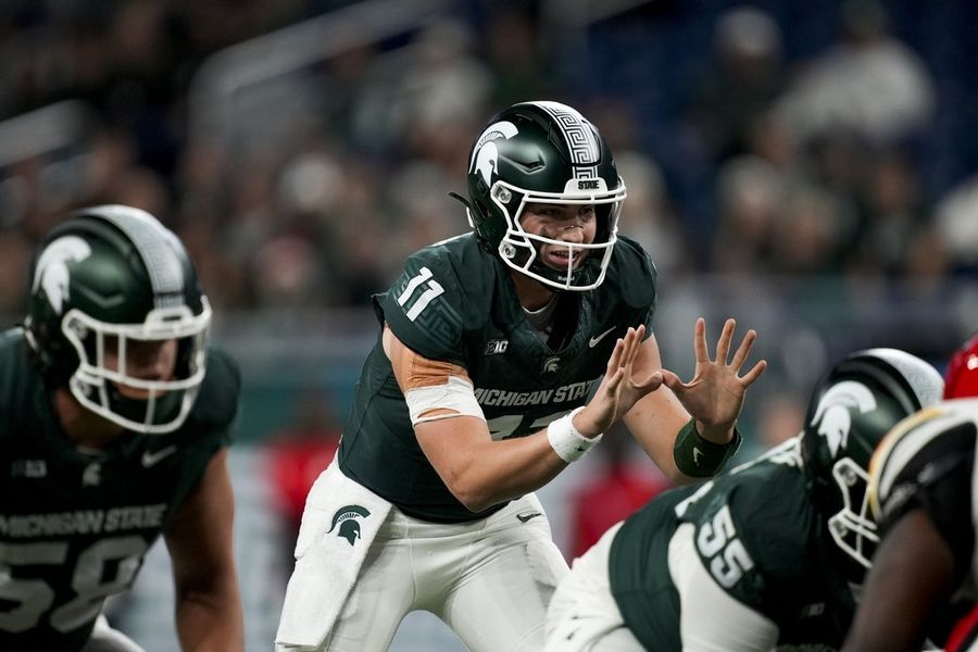 NCAA Football: Maryland at Michigan State