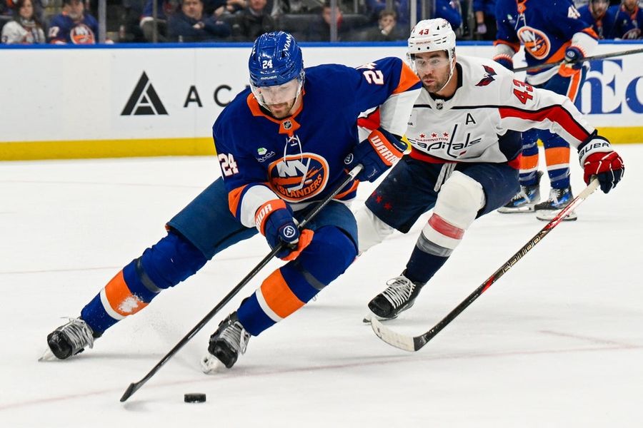 NHL: Washington Capitals at New York Islanders