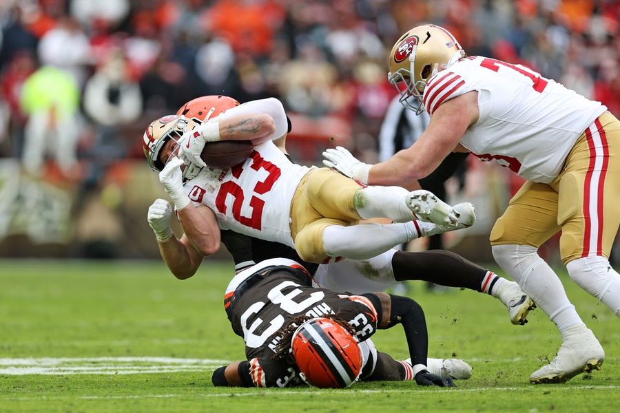 NFL: San Francisco 49ers at Cleveland Browns