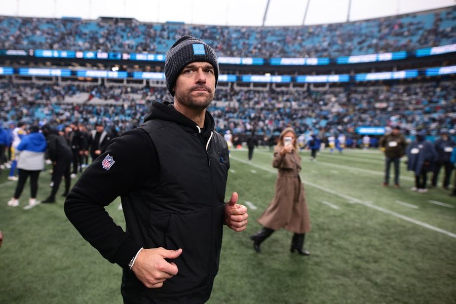 Dave Canales, dos Panthers, vê o jogo contra os Saints como uma "oportunidade de título".