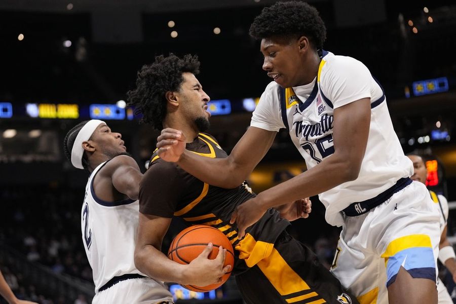 NCAA Basketball: Valparaiso at Marquette