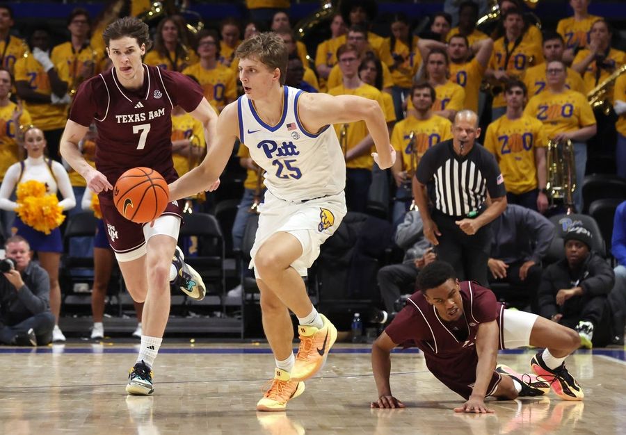 NCAA Basketball: Texas A&amp;M at Pittsburgh