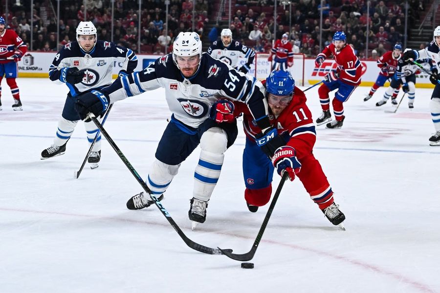 Goalie Jakub Dobes, Canadiens ground Jets in shootout