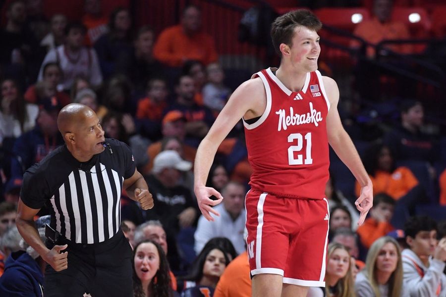 No. 23 Nebraska overcomes No. 13 Illinois with last-second 3-pointer