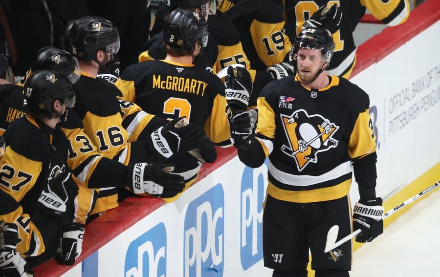 NHL: San Jose Sharks at Pittsburgh Penguins