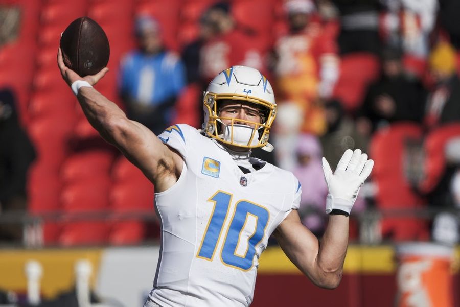 NFL: Los Angeles Chargers at Kansas City Chiefs