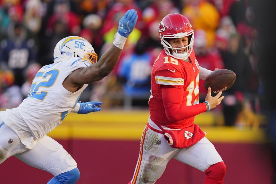 NFL: Los Angeles Chargers at Kansas City Chiefs