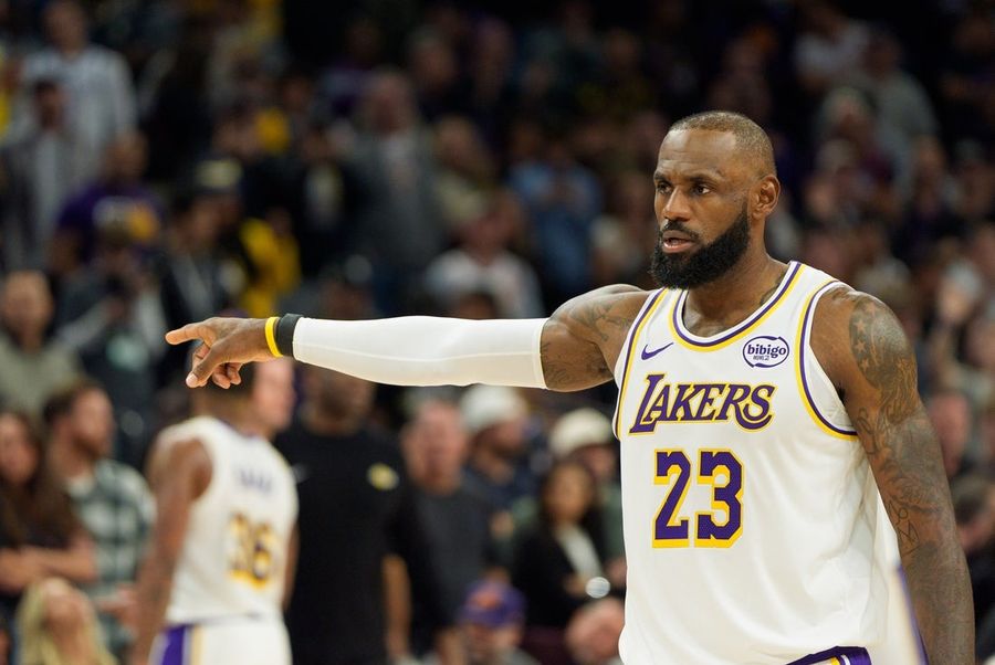 Los Lakers buscan reforzar su defensa cuando se enfrenten al Jazz