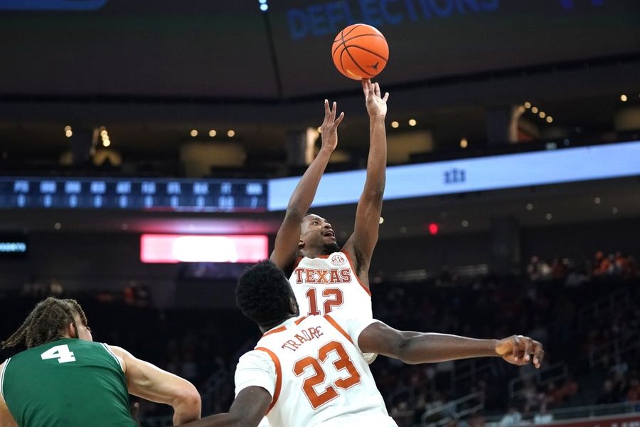 NCAA Basketball: Le Moyne at Texas