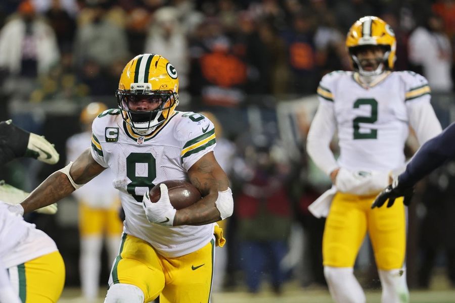 Packers' Josh Jacobs arrested, charged with domestic abuse