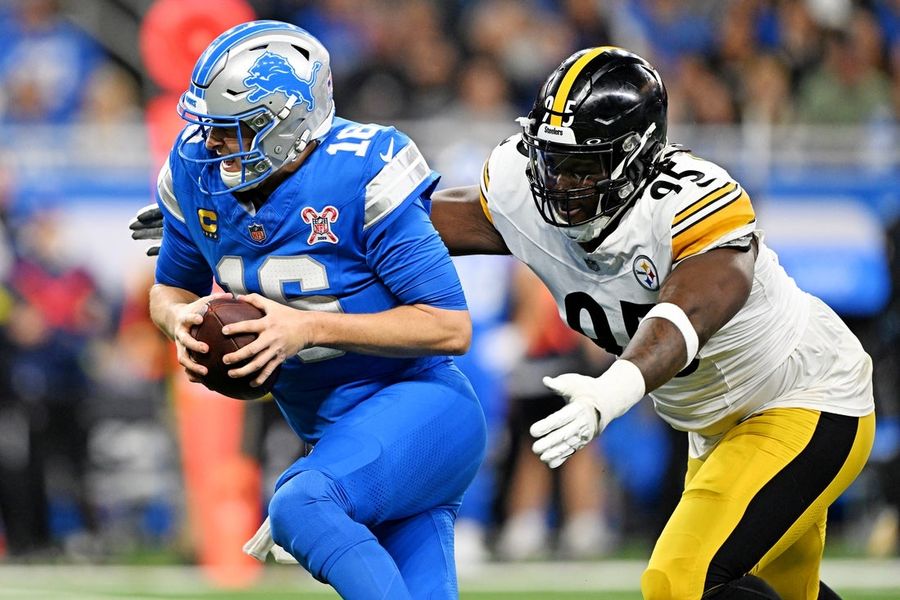 Report: Steelers DT Keeanu Benton signs 4-year, $72M extension