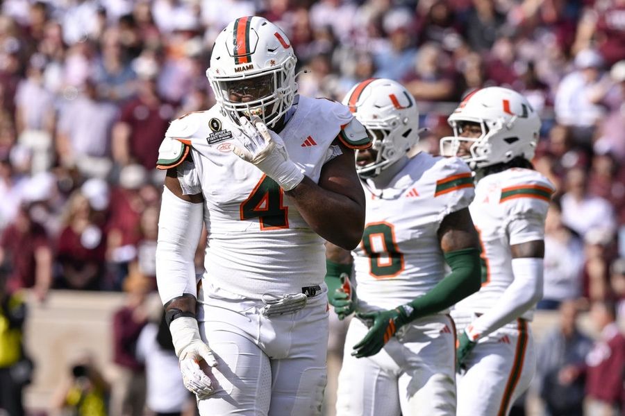 NCAA Football: CFP National Playoff First Round-Game 2-Miami at Texas A&amp;M