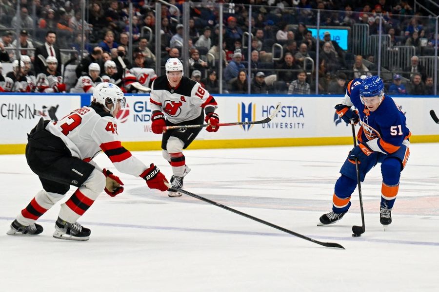 NHL: New Jersey Devils at New York Islanders