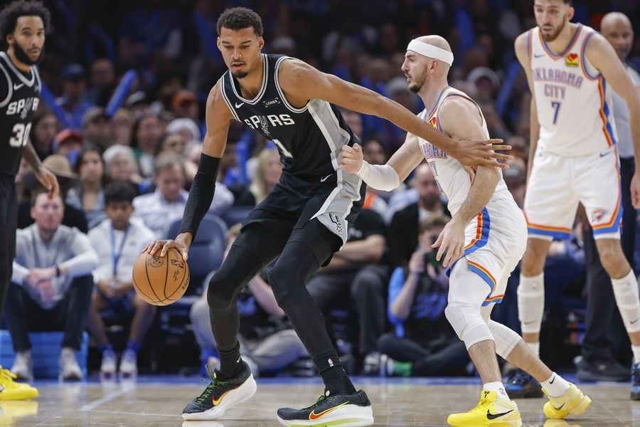 NBA: San Antonio Spurs at Oklahoma City Thunder