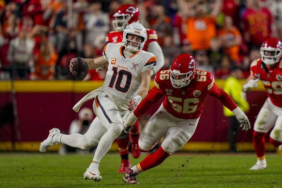 NFL: Denver Broncos at Kansas City Chiefs