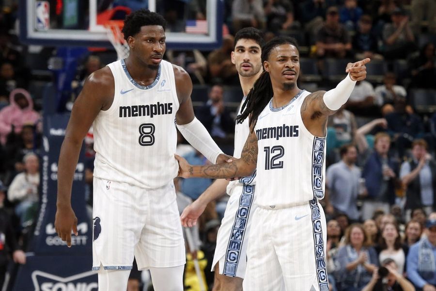 NBA: Milwaukee Bucks at Memphis Grizzlies