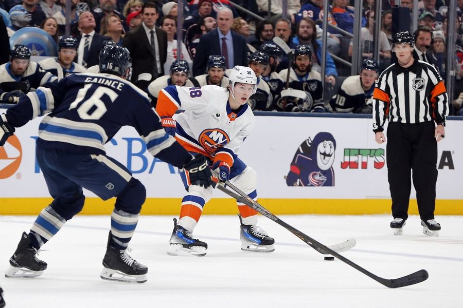 NHL: New York Islanders at Columbus Blue Jackets