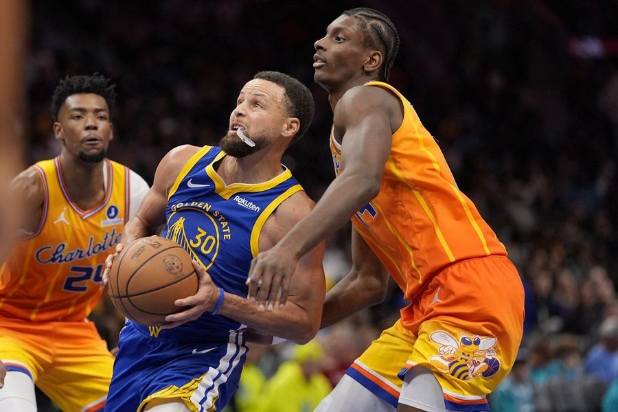 NBA: Golden State Warriors at Charlotte Hornets