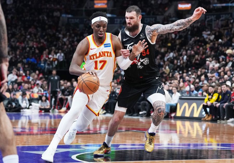 Fourth-quarter surge propels Raptors past Hawks