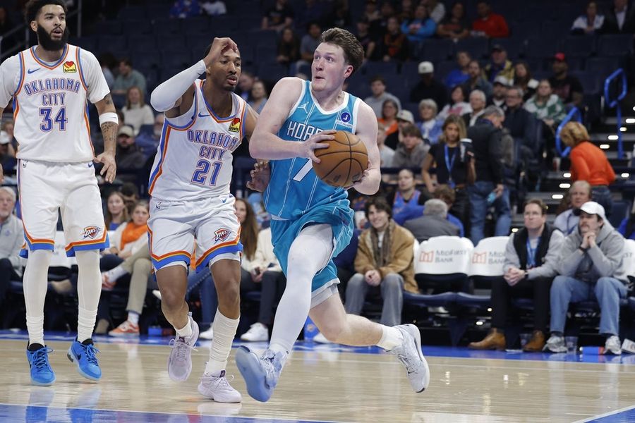 Hornets look to build on win over champs, welcome Raptors