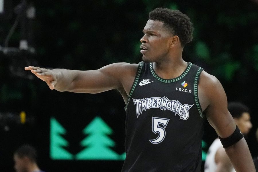 NBA: Miami Heat at Minnesota Timberwolves