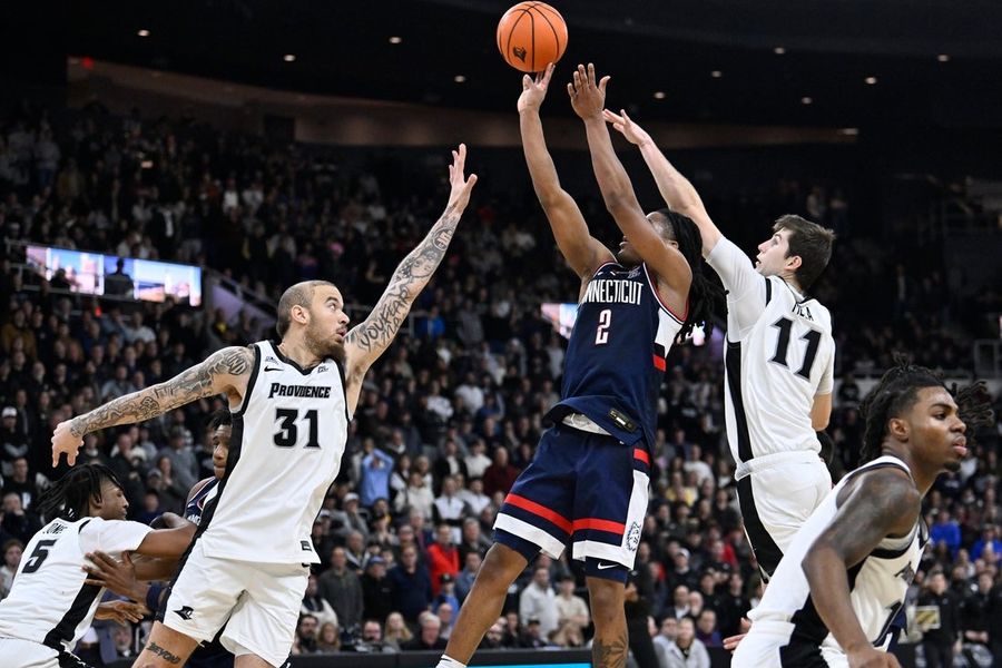 Top 25 roundup: No. 4 UConn rallies, tops Providence in OT