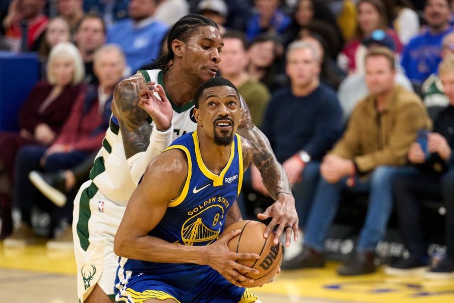NBA: Milwaukee Bucks at Golden State Warriors