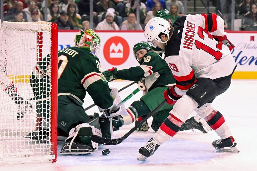 NHL: New Jersey Devils at Minnesota Wild