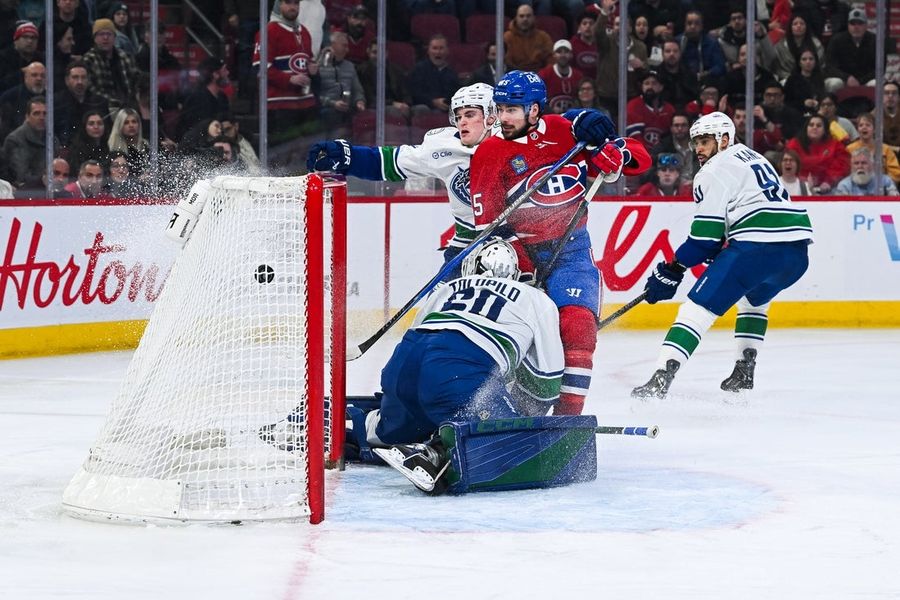 NHL: Vancouver Canucks at Montreal Canadiens