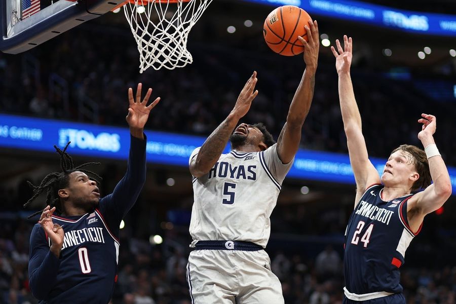 NCAA Basketball: Connecticut at Georgetown