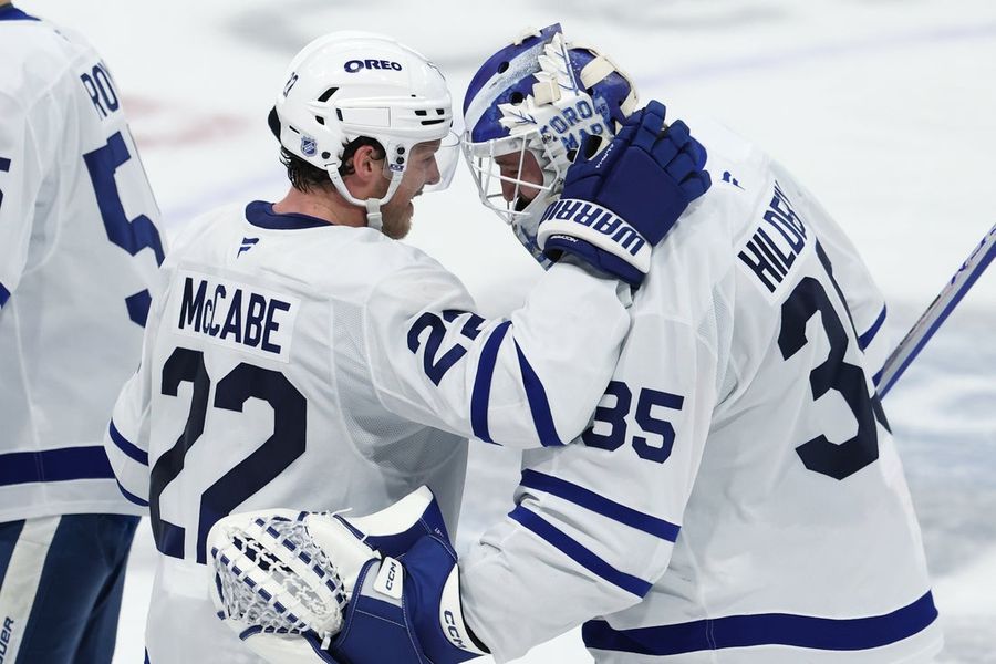 NHL: Toronto Maple Leafs at Winnipeg Jets