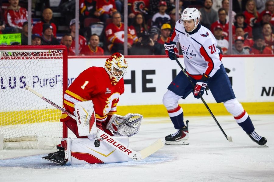NHL: Washington Capitals at Calgary Flames