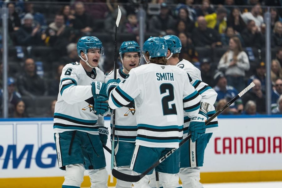 NHL: San Jose Sharks at Vancouver Canucks