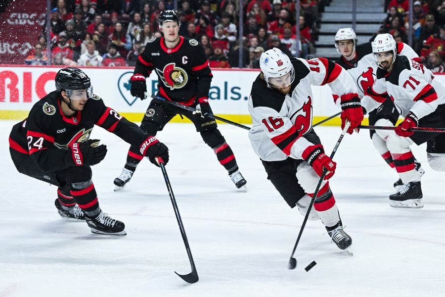 Linus Ullmark stifles Devils in return as Senators roll