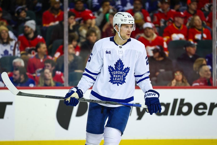 Blues acquire D Brandon Carlo from Maple Leafs