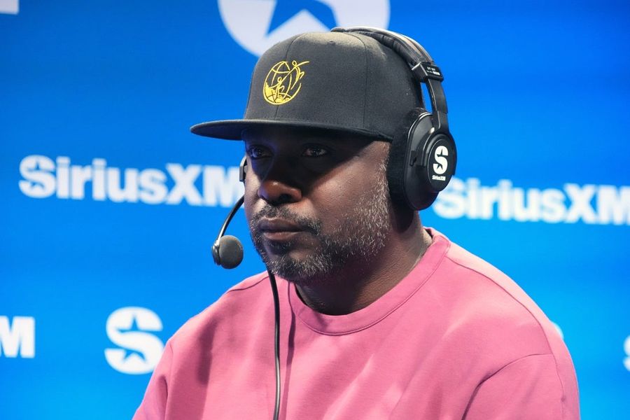 Hall of Famer Marshall Faulk reveals Parkinson's diagnosis